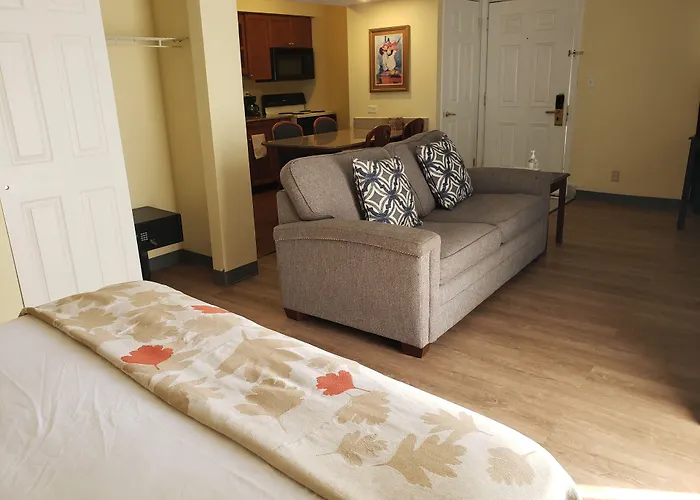 Birch Hill Suites Grand Rapids